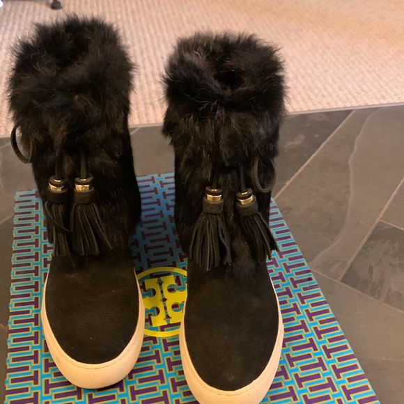 Tory Burch Boots - Picture 2 of 9